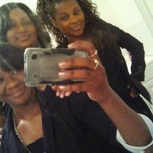 Meet your Posher, Rolanda